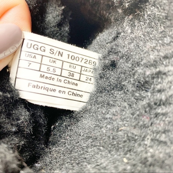 Ugg Mini Shiny Dot Boots - Picture 7 of 8